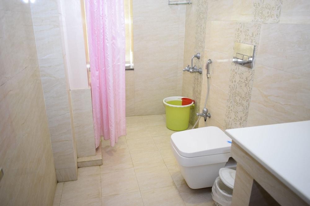 Hotel Sumith Palace Puducherry Zewnętrze zdjęcie