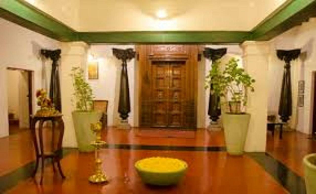 Hotel Sumith Palace Puducherry Zewnętrze zdjęcie